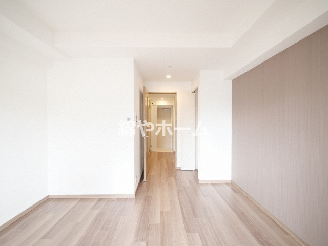 リッツ難波南Ⅱの寝室|落ち着いた色調の洋室です