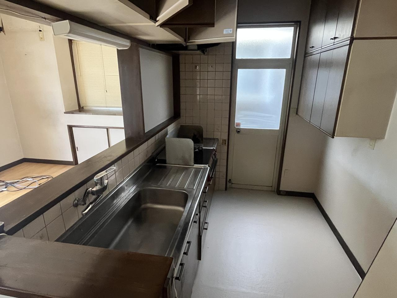 高知市十津3丁目　中古戸建てのキッチン