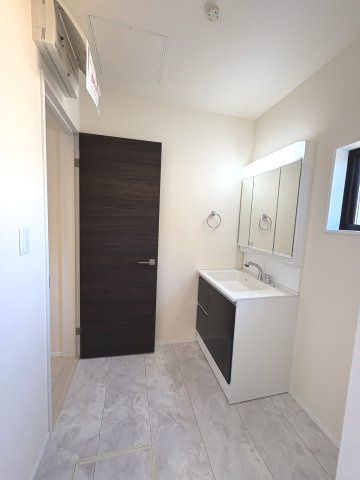 【洗面所】 | 福岡市東区若宮4丁目第2　4号棟（全5棟）【仲介手数料無料・0円】 | 現地写真。