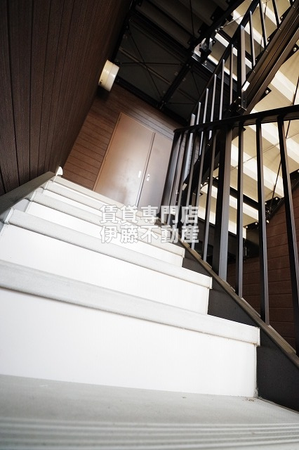 花音又穂のロビー