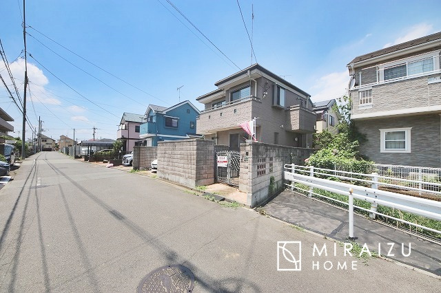 【前面道路含む現地写真】 | 前面道路☆運転が不安な方も安心な前面道路、きちんと幅員のある道路は女性にも安心です。整備されている道路は気持ちも良いですね♪