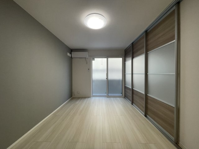 クレール林崎の居間・リビング