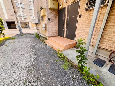 【エントランス】 | ラ・リヴィエラ横浜