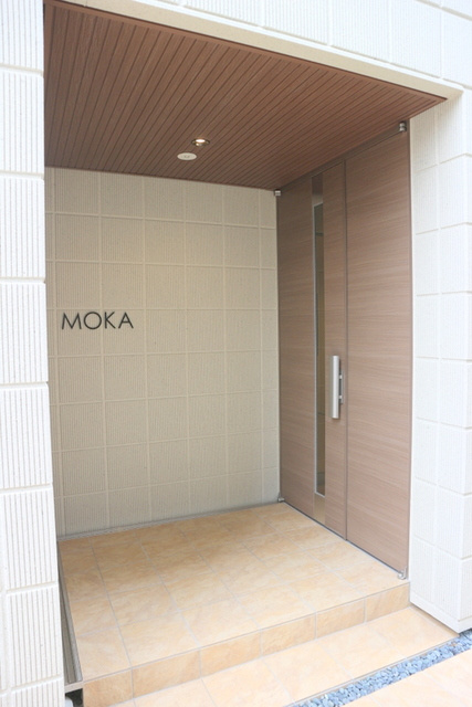 MOKAのエントランス|★管理の行き届いた共用部★