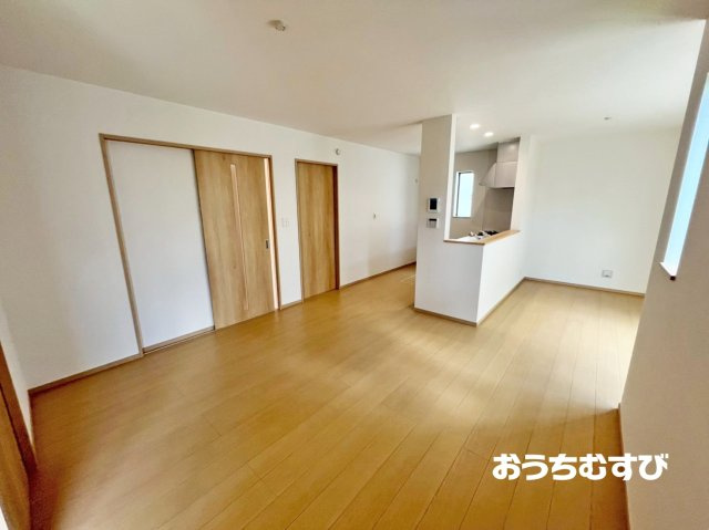 瀬戸市窯町4期(全1棟)の居間・リビング