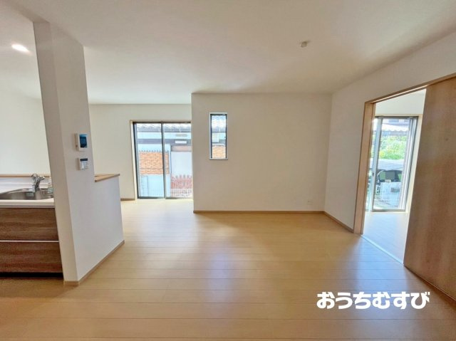 瀬戸市窯町4期(全1棟)の居間・リビング