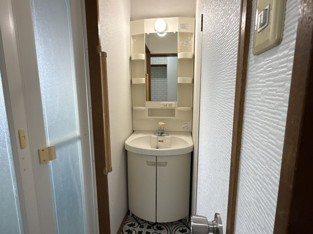 ノーブル大津の洗面所