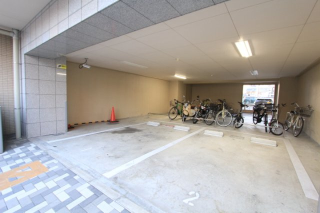 エスペランサ春日井駅前のロビー