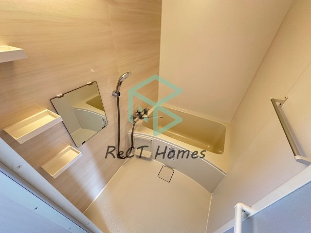 姫路市飾磨区英賀保駅前町のハイツの浴室