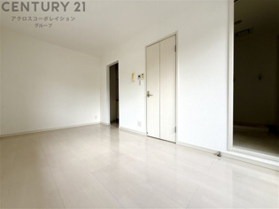 クレインビル小戸の居間