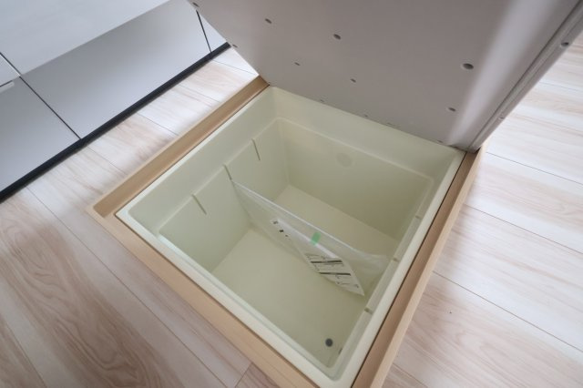 《仲介手数料無料》見沼区東大宮１丁目98-5(全1戸)新築一戸建てリガーレのキッチン|撮影日 2025年10月20日 13:00 曇り