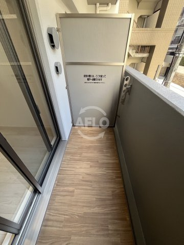 Cherry Blossom 五条通　五条小学校区のバルコニー|Cherry Blossom 五条通　バルコニー