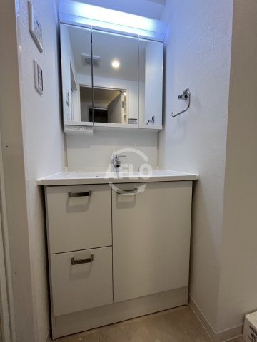 Cherry Blossom 五条通　五条小学校区の独立洗面台|Cherry Blossom 五条通　独立洗面台