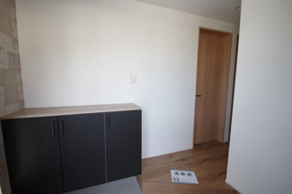 【玄関】 | 【仲介手数料無料！！】府中市四谷2丁目　新築戸建て（全4棟）2号棟　4390万円