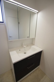 【独立洗面台】 | 【仲介手数料無料！！】府中市四谷2丁目　新築戸建て（全4棟）2号棟　4390万円