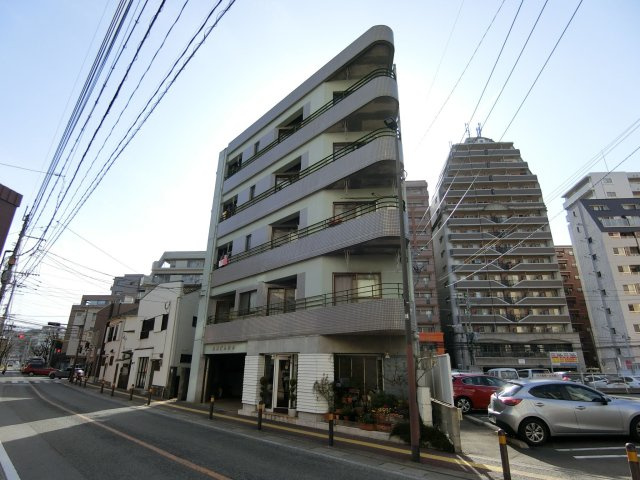 黒瀬ビル浄水の外観