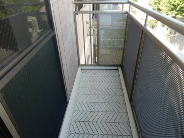ラフィーネ二ツ屋　のバルコニー