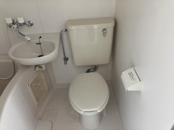 ヒルズコート海岸通のトイレ|落ち着いた色調のトイレです