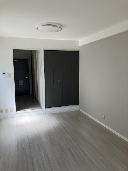 ヒルズコート海岸通の居間・リビング|居間です