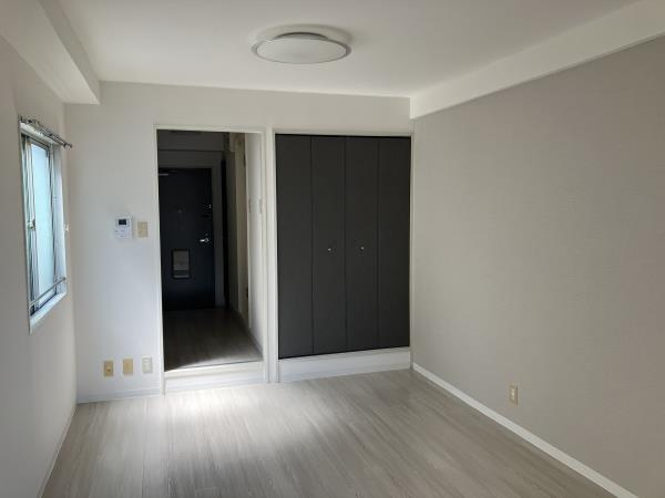 ヒルズコート海岸通の居間・リビング|使いやすいリビングです