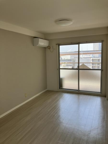 ヒルズコート海岸通の居間・リビング|リビングです