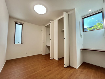 【洋室】 | フジサワシツジドウヒガシカイガンコダテ