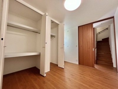 【洋室】 | フジサワシツジドウヒガシカイガンコダテ