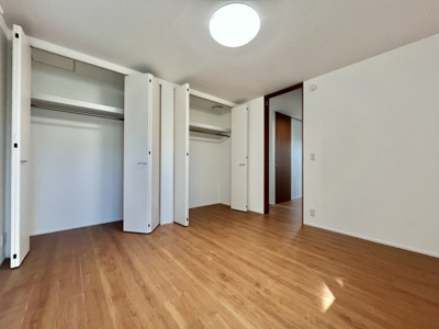 【洋室】 | フジサワシツジドウヒガシカイガンコダテ