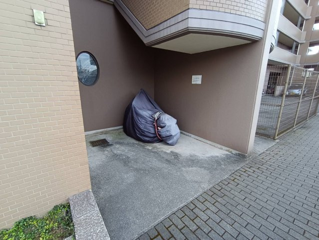 グランドール西条 弐番館の駐車場|バイク専用駐車場のため、バイクが趣味な方も安心です！