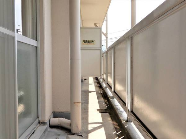 ビレッジハウス白河2号棟のバルコニー|ビレッジハウスの同一物件・同一タイプの間取りの写真です