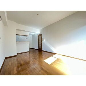 ハイツ大牧の居間・リビング