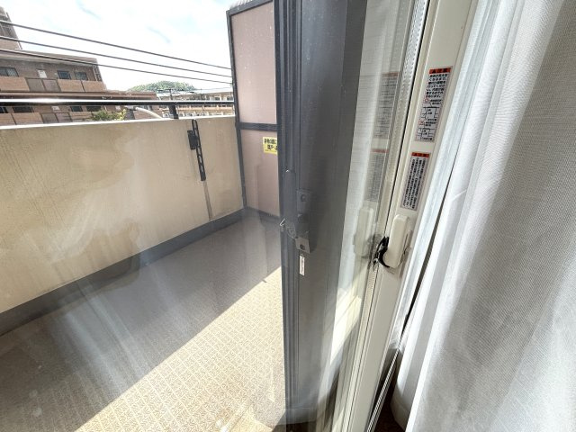 たまプラーザ美しが丘パークホームズ弐番館のバルコニー|二重サッシは外部の騒音軽減に役立ちます！