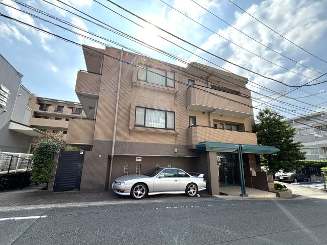 たまプラーザ美しが丘パークホームズ弐番館の外観