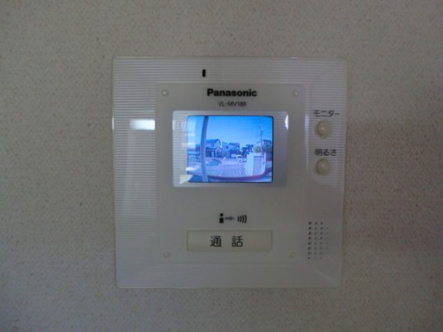 エマーブルⅢ　B棟 のセキュリティ|TVモニター付きで安心です☆