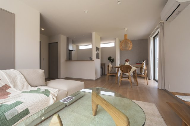 【居間・リビング】 | クレストタウンかすみヶ丘12-11