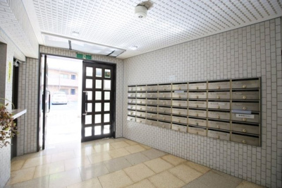 【エントランス】 | 烏山ダイカンプラザⅠ号館