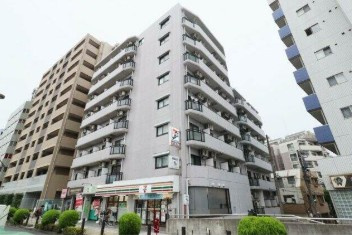 【外観】 | スカイコートエクセレント荻窪 | 鉄筋コンクリート造のがっちりとした建物。