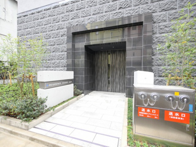 【エントランス】 | S-RESIDENCE小阪azure | 毎日通るエントランスはこのようになっています