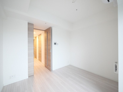 【居間・リビング】 | S-RESIDENCE小阪azure | こちらの居間で趣味の時間をお楽しみください