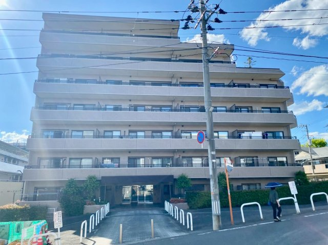 ヴィルヌーブ台原・並木通りの外観