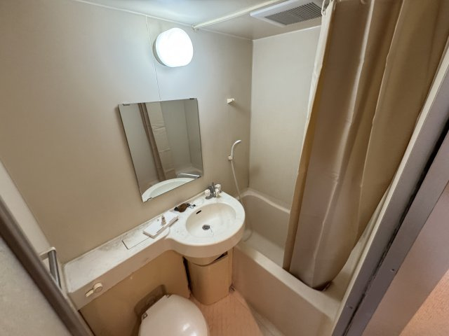 シャトー柴原の浴室