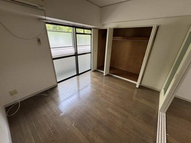 シャトー柴原の寝室