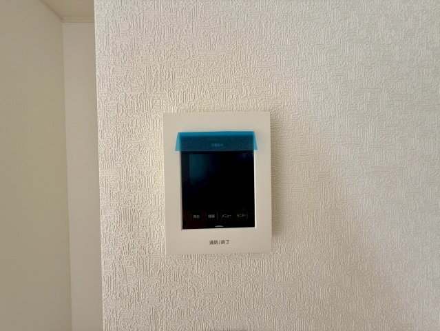 クレイドルガーデン金武町屋嘉 第2・２号棟の防犯設備|TVモニター付きインターフォン