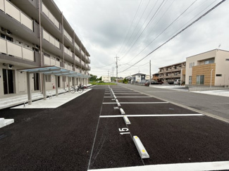 【駐車場】
