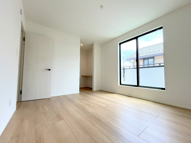 福生市福生全2棟　新築分譲の洋室|2025年撮影