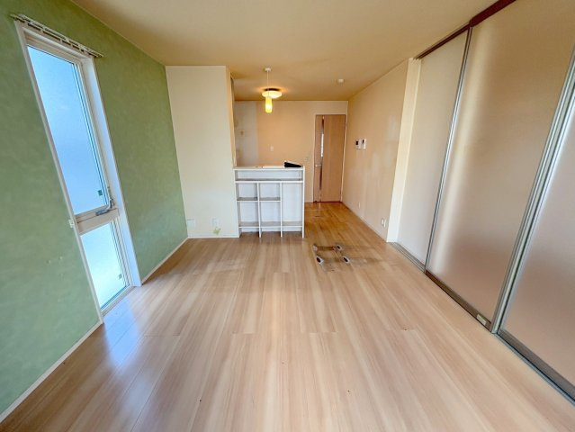 シャルマン井高野の居間・リビング