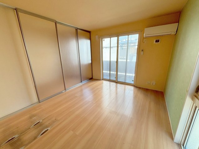 シャルマン井高野の内装