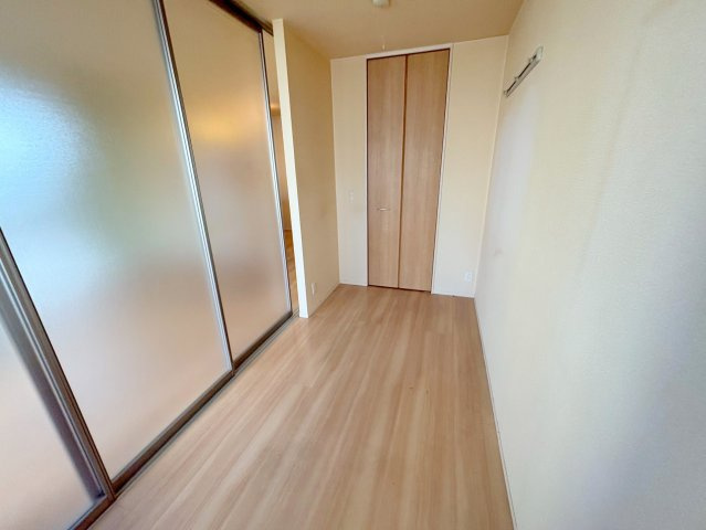 シャルマン井高野の洋室