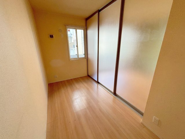 シャルマン井高野の洋室