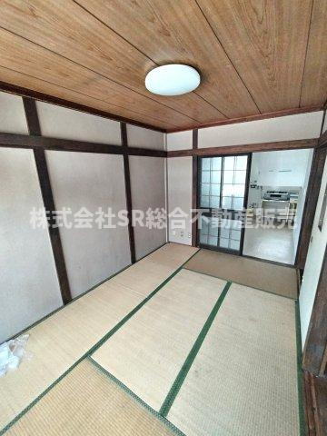 太平寺２丁目中古テラスハウスの和室|和室があれば、来客や子供用のスペースとして活躍します